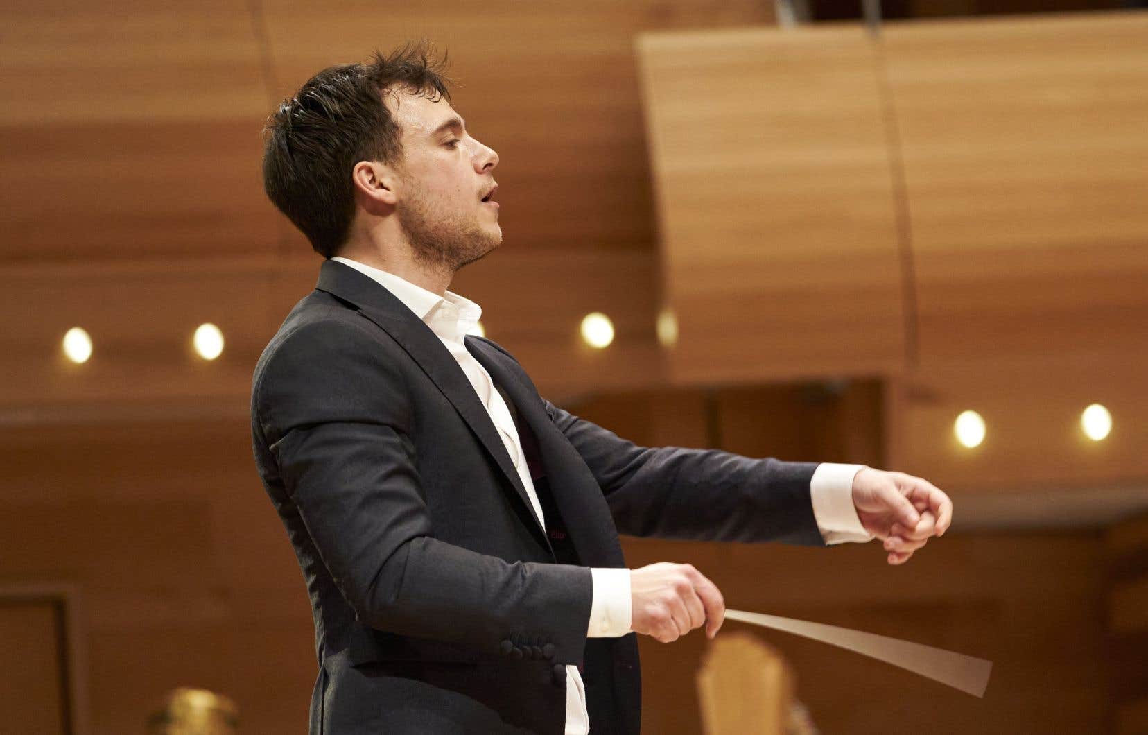 Le chef d’orchestre Nicolas Ellis sera à la tête de l’Orchestre Métropolitain dès samedi pour « Les noces de Figaro ».