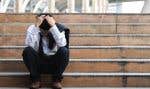 Pas moins de 27,7 % des 25-34 ans ressentent une forte anxiété, selon le rapport dressant le portrait de la santé mentale des travailleurs de PME au Canada.
