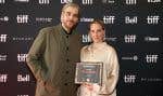 Le producteur Étienne Hansez et la cinéaste québécoise Sophie Dupuis, dont le long métrage «Solo» a été sacré meilleur film canadien, au Festival international du film de Toronto, le 17 septembre 2023